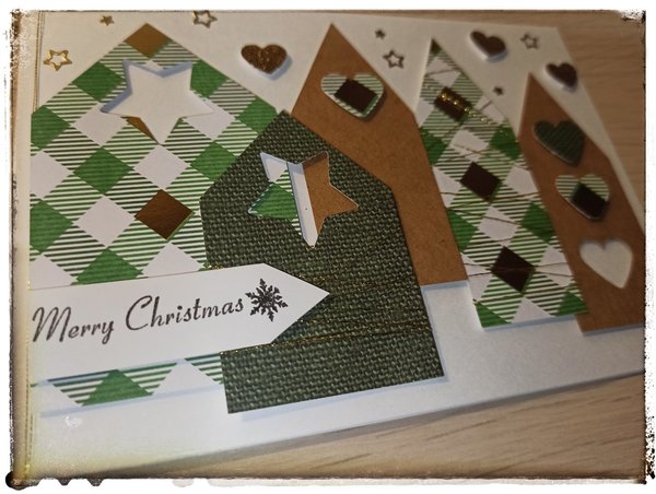 Weihnachtskarten gebastelt "Häuser grün/gold"