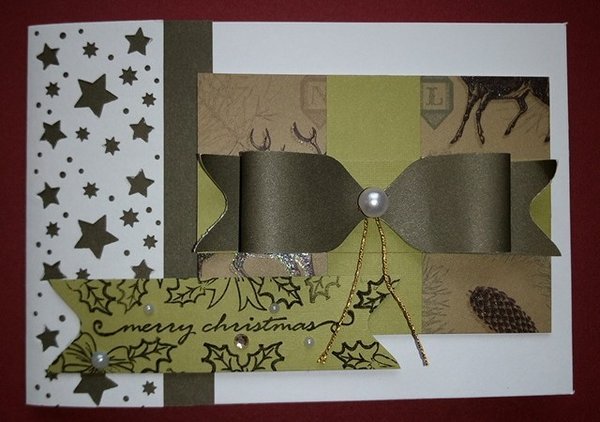Weihnachtskarten gebastelt "Geschenk mit Schleife waldgrün"