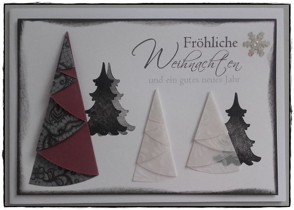 Weihnachtskarten gebastelt "Origamifaltung schwarz/rot"