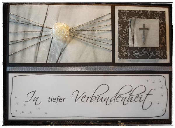 Trauerkarte 2023 "In tiefer Verbundenheit" Blume/Kreuz Silber
